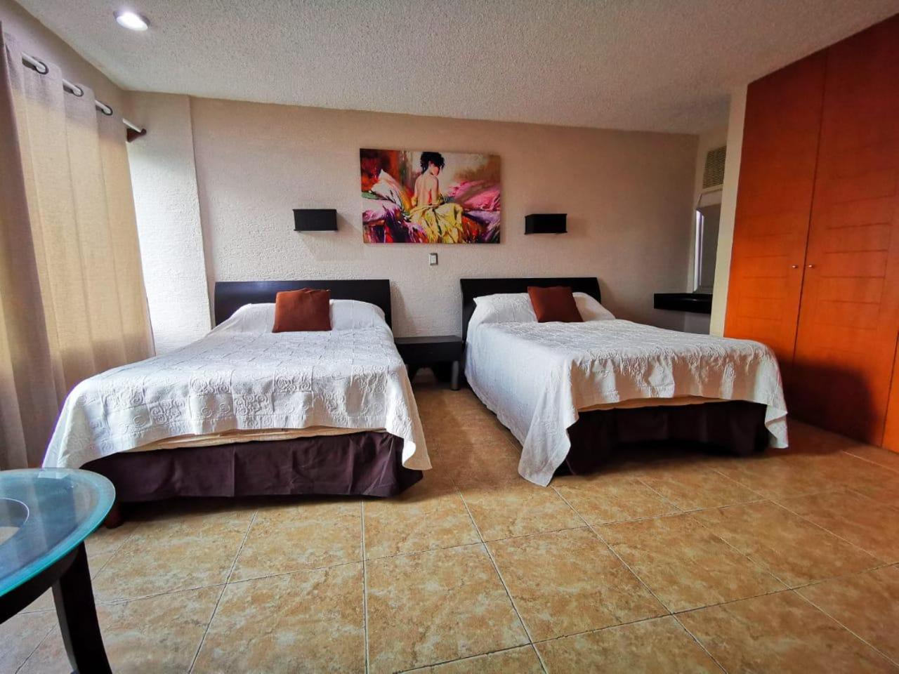 Brisas Beachfront Studios In Hotel Zone Cancún Pokoj fotografie